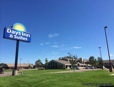 Days Inn & Suites By Wyndham Baxter Brainerd Area Ngoại thất bức ảnh