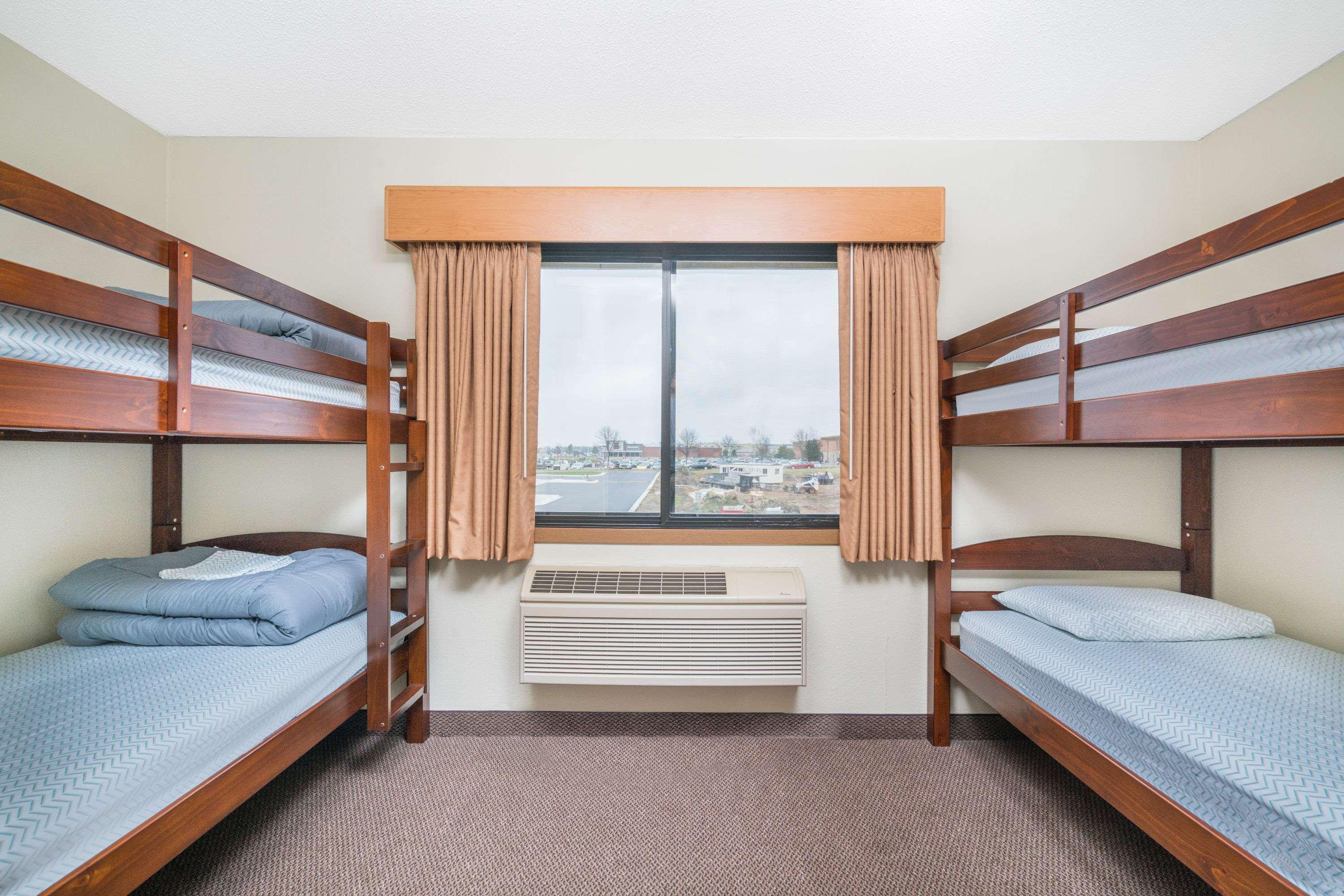 Days Inn & Suites By Wyndham Baxter Brainerd Area Ngoại thất bức ảnh