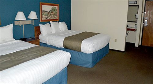 Days Inn & Suites By Wyndham Baxter Brainerd Area Ngoại thất bức ảnh